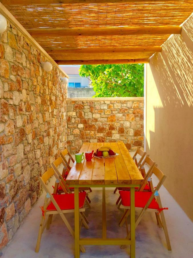 Bekos Traditional House Archangelos  Exterior foto